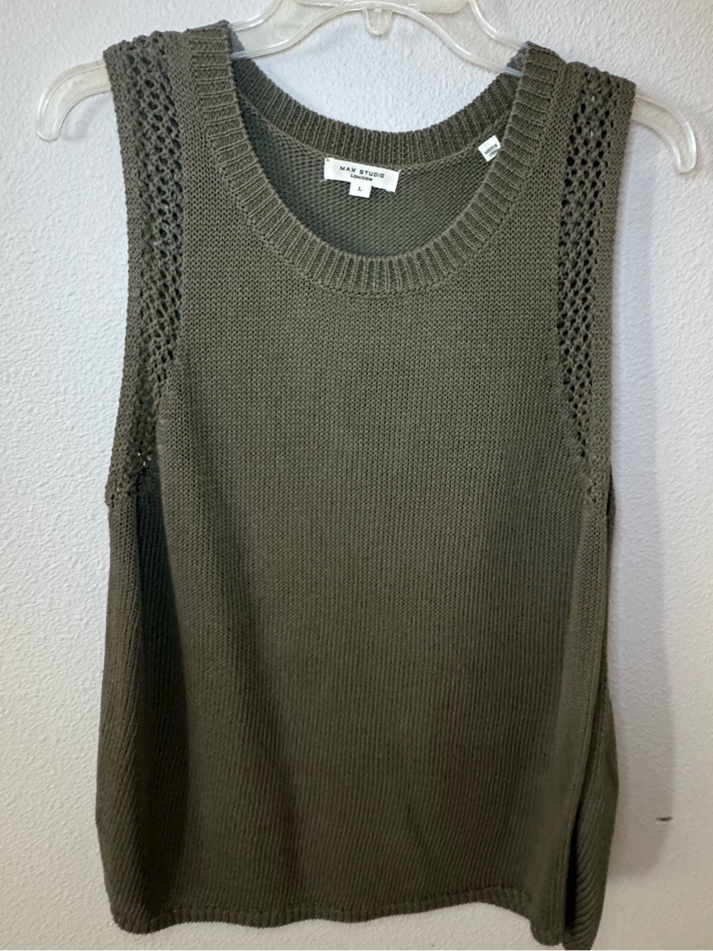 Max Studio Sweater Tank size L